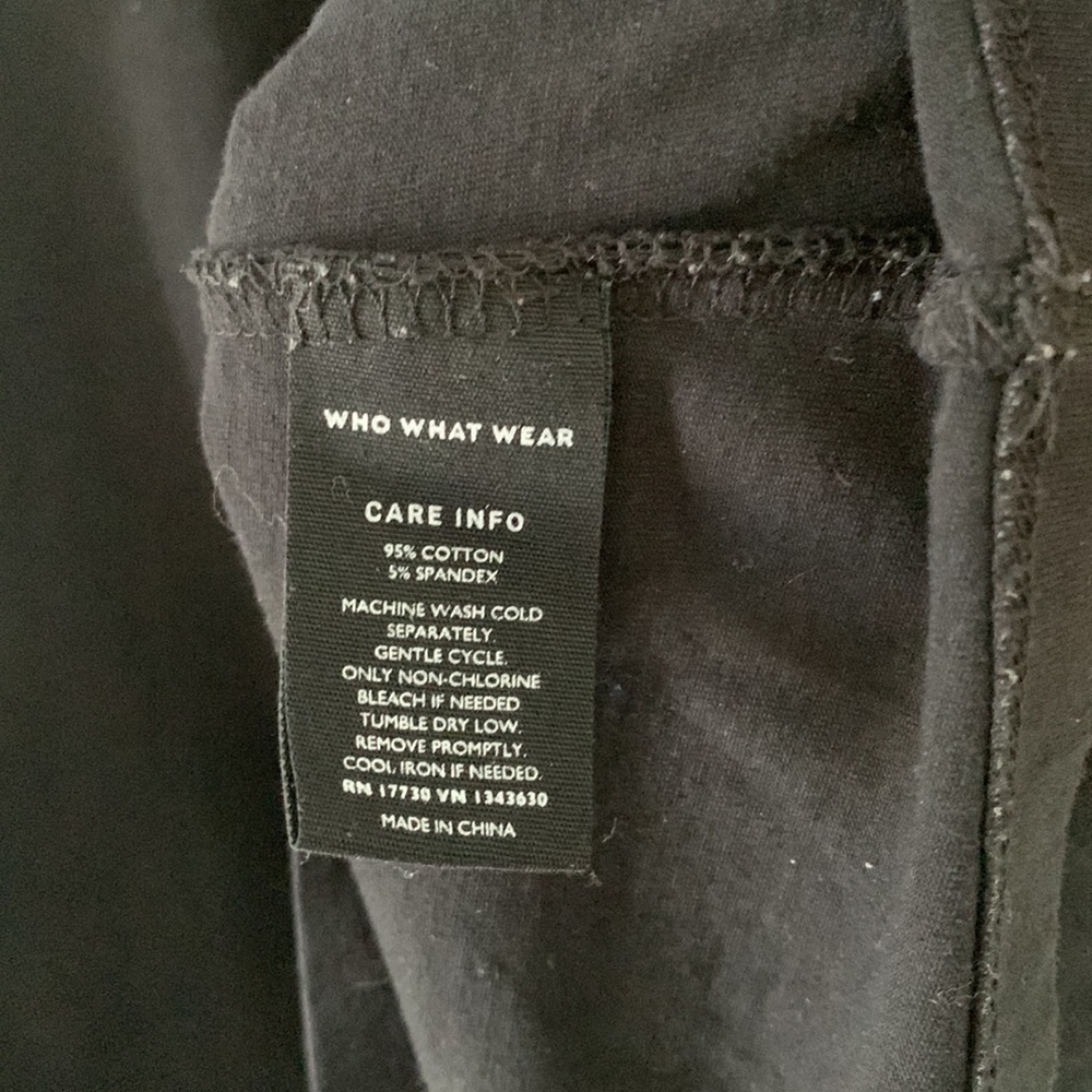 Who What Wear Black Tee - Picture 3 of 6